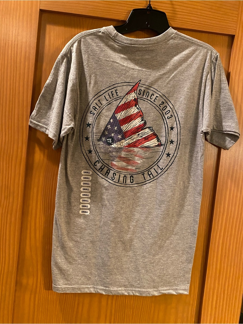 Salt Life Men’s Gray Chasing Tail Red,White And Blue Short Sleeve T-Shirt NWT S